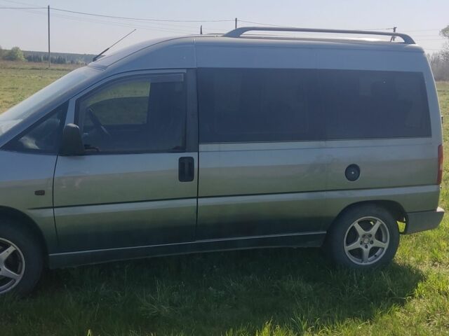 Серый Пежо Эксперт груз.-пасс., объемом двигателя 1.9 л и пробегом 314 тыс. км за 3800 $, фото 1 на Automoto.ua