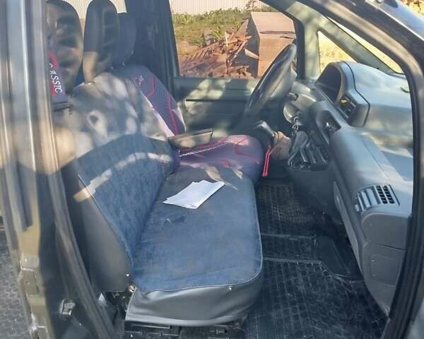 Сірий Пежо Експерт вант.-пас., об'ємом двигуна 1.91 л та пробігом 300 тис. км за 2100 $, фото 1 на Automoto.ua