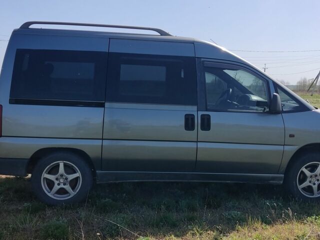 Серый Пежо Эксперт груз.-пасс., объемом двигателя 1.9 л и пробегом 314 тыс. км за 3800 $, фото 3 на Automoto.ua