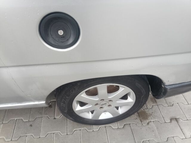 Серый Пежо Эксперт груз.-пасс., объемом двигателя 2 л и пробегом 445 тыс. км за 3650 $, фото 2 на Automoto.ua