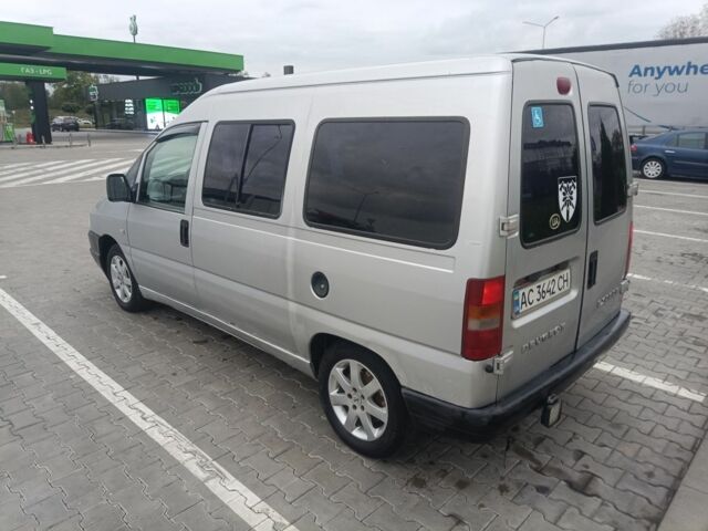 Серый Пежо Эксперт груз.-пасс., объемом двигателя 2 л и пробегом 445 тыс. км за 3650 $, фото 5 на Automoto.ua
