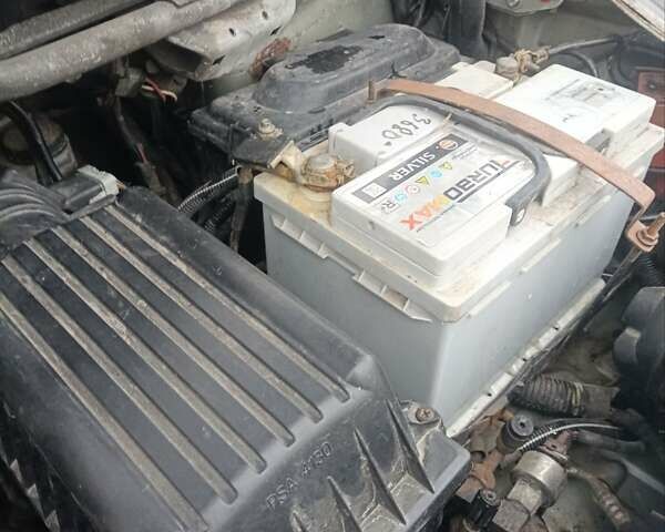 Сірий Пежо Експерт вант.-пас., об'ємом двигуна 2 л та пробігом 445 тис. км за 3450 $, фото 16 на Automoto.ua