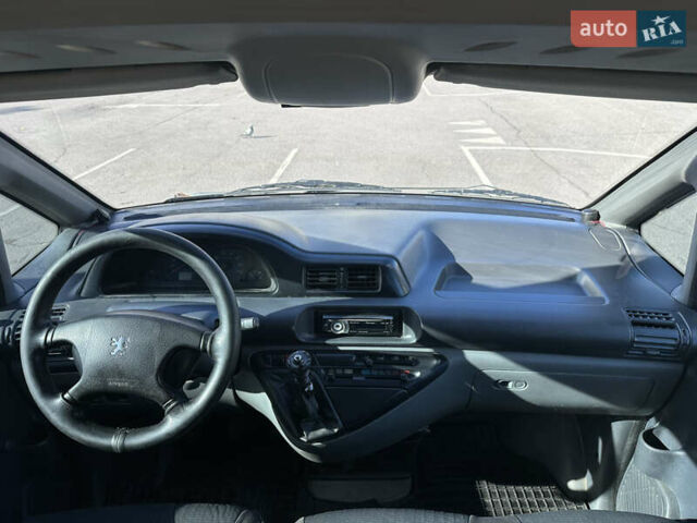 Серый Пежо Эксперт груз.-пасс., объемом двигателя 2 л и пробегом 440 тыс. км за 4000 $, фото 8 на Automoto.ua