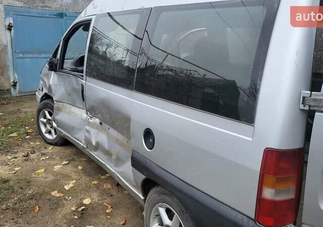 Серый Пежо Эксперт груз.-пасс., объемом двигателя 2 л и пробегом 300 тыс. км за 2300 $, фото 16 на Automoto.ua