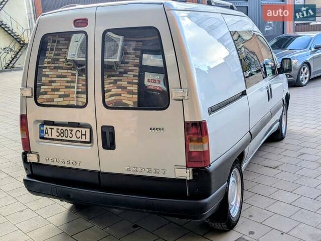 Сірий Пежо Експерт вант.-пас., об'ємом двигуна 2 л та пробігом 250 тис. км за 3999 $, фото 6 на Automoto.ua