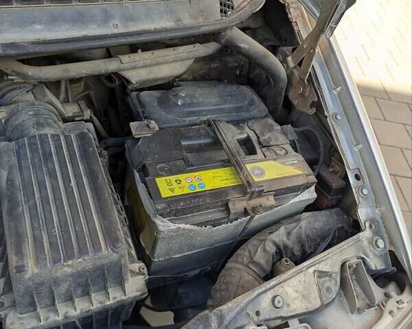 Сірий Пежо Експерт вант.-пас., об'ємом двигуна 2 л та пробігом 250 тис. км за 3999 $, фото 23 на Automoto.ua