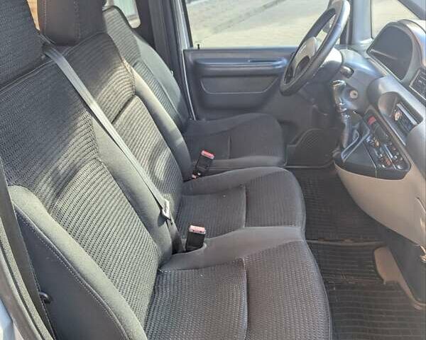 Сірий Пежо Експерт вант.-пас., об'ємом двигуна 2 л та пробігом 250 тис. км за 3999 $, фото 12 на Automoto.ua