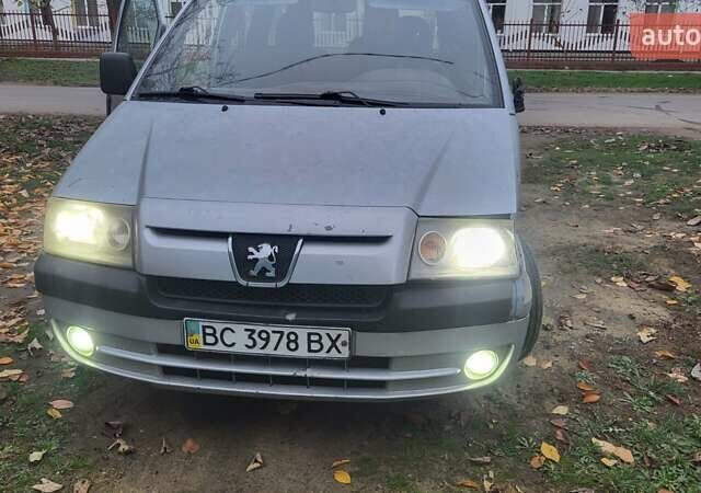 Серый Пежо Эксперт груз.-пасс., объемом двигателя 2 л и пробегом 300 тыс. км за 2300 $, фото 9 на Automoto.ua