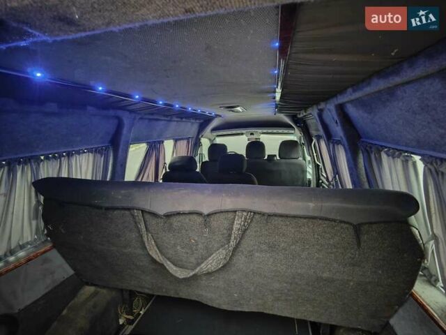 Серый Пежо Эксперт груз.-пасс., объемом двигателя 2 л и пробегом 300 тыс. км за 3700 $, фото 21 на Automoto.ua