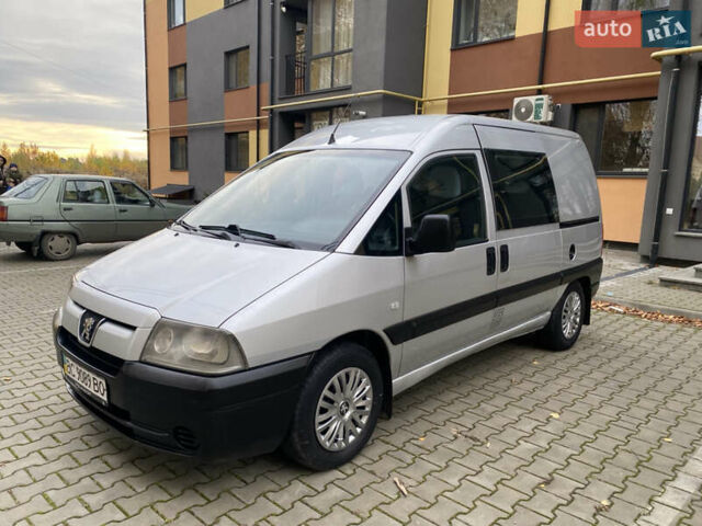 Пежо Эксперт груз.-пасс. 2005 в Луцке на Automoto.ua Серый Пежо Эксперт груз.-пасс., объемом двигателя 2 л и пробегом 290 тыс. км за 4800 $, фото 5 на Automoto.ua