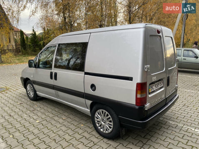 Пежо Эксперт груз.-пасс. 2005 в Луцке на Automoto.ua Серый Пежо Эксперт груз.-пасс., объемом двигателя 2 л и пробегом 290 тыс. км за 4800 $, фото 4 на Automoto.ua
