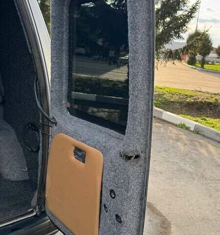 Серый Пежо Эксперт груз.-пасс., объемом двигателя 2 л и пробегом 296 тыс. км за 4700 $, фото 11 на Automoto.ua