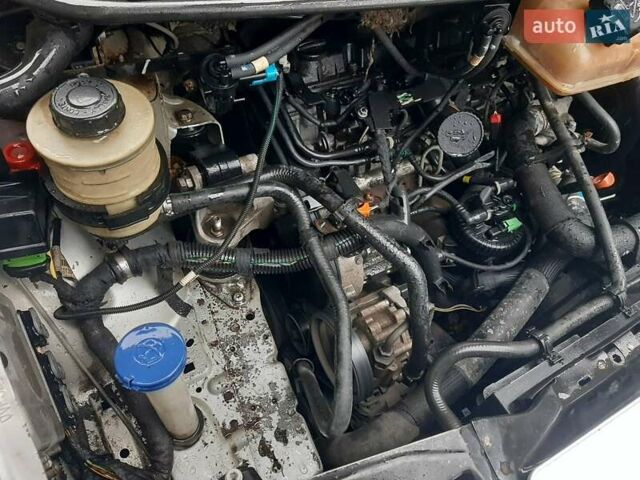 Сірий Пежо Експерт вант.-пас., об'ємом двигуна 2 л та пробігом 400 тис. км за 4500 $, фото 6 на Automoto.ua