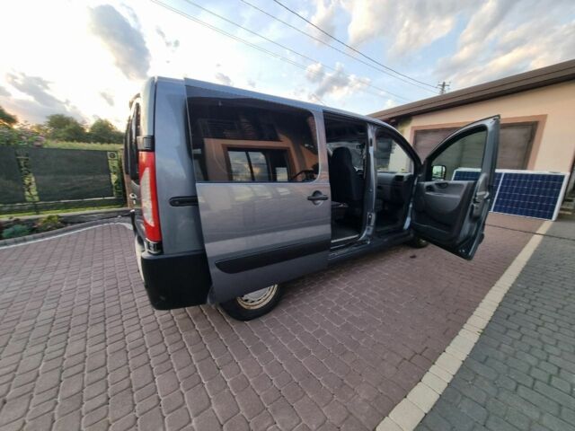 Серый Пежо Эксперт груз.-пасс., объемом двигателя 1.6 л и пробегом 320 тыс. км за 5700 $, фото 5 на Automoto.ua