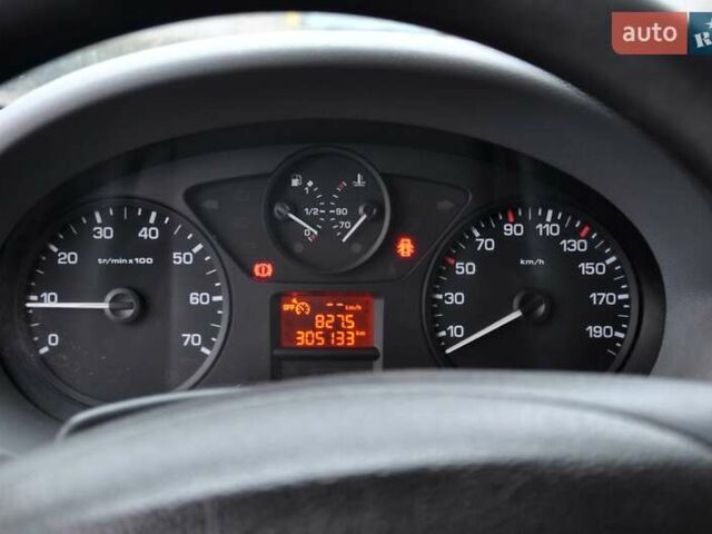 Серый Пежо Эксперт груз.-пасс., объемом двигателя 1.6 л и пробегом 320 тыс. км за 5700 $, фото 26 на Automoto.ua