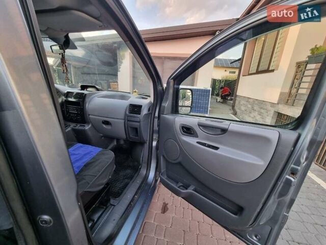 Сірий Пежо Експерт вант.-пас., об'ємом двигуна 1.56 л та пробігом 320 тис. км за 5900 $, фото 9 на Automoto.ua