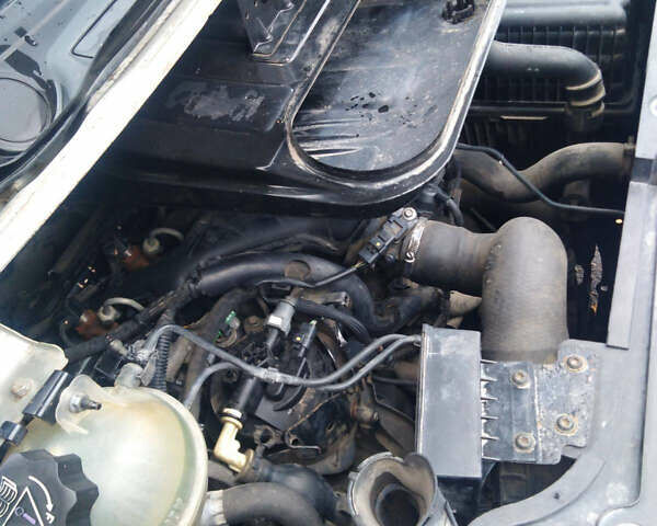 Серый Пежо Эксперт груз.-пасс., объемом двигателя 2 л и пробегом 274 тыс. км за 5500 $, фото 7 на Automoto.ua