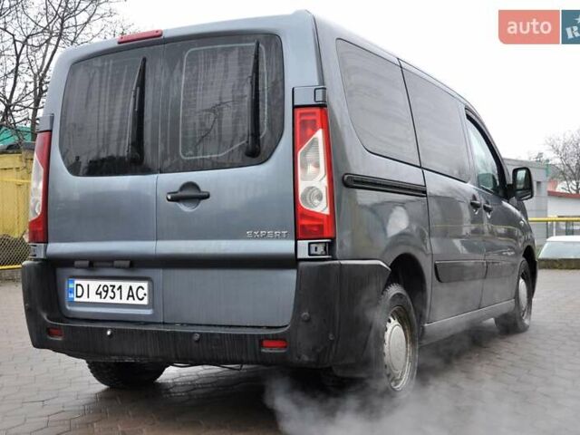 Серый Пежо Эксперт груз.-пасс., объемом двигателя 1.6 л и пробегом 320 тыс. км за 5700 $, фото 8 на Automoto.ua