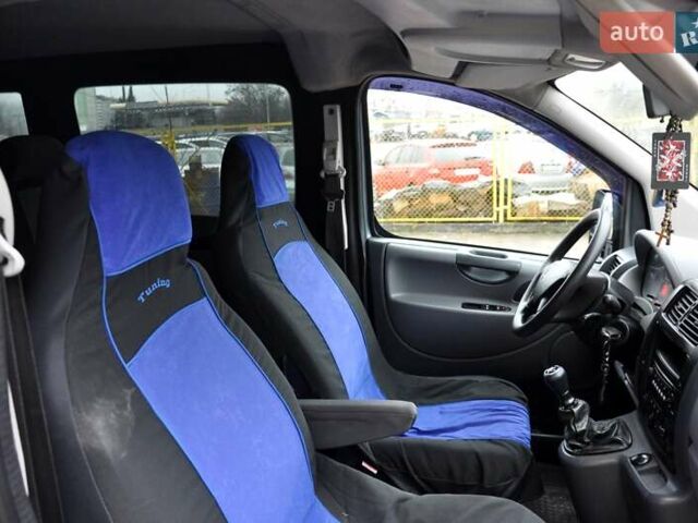 Серый Пежо Эксперт груз.-пасс., объемом двигателя 1.6 л и пробегом 320 тыс. км за 5700 $, фото 19 на Automoto.ua