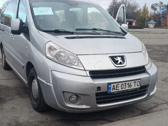 Серый Пежо Эксперт груз.-пасс., объемом двигателя 2 л и пробегом 100 тыс. км за 7000 $, фото 3 на Automoto.ua