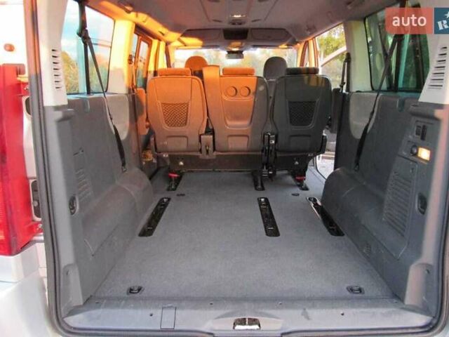 Серый Пежо Эксперт груз.-пасс., объемом двигателя 2 л и пробегом 336 тыс. км за 9500 $, фото 11 на Automoto.ua