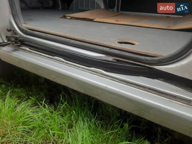 Пежо Эксперт груз.-пасс. 2011 в Василькове на Automoto.ua Серый Пежо Эксперт груз.-пасс., объемом двигателя 2 л и пробегом 220 тыс. км за 6200 $, фото 9 на Automoto.ua