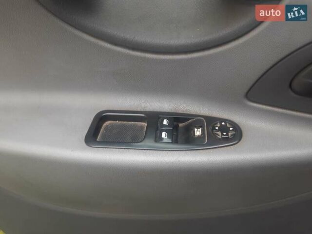 Пежо Эксперт груз.-пасс. 2011 в Василькове на Automoto.ua Серый Пежо Эксперт груз.-пасс., объемом двигателя 2 л и пробегом 220 тыс. км за 6200 $, фото 5 на Automoto.ua