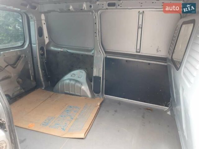 Пежо Эксперт груз.-пасс. 2011 в Василькове на Automoto.ua Серый Пежо Эксперт груз.-пасс., объемом двигателя 2 л и пробегом 220 тыс. км за 6200 $, фото 3 на Automoto.ua