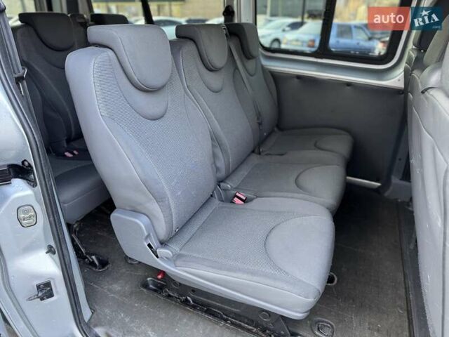Серый Пежо Эксперт груз.-пасс., объемом двигателя 2 л и пробегом 289 тыс. км за 9900 $, фото 20 на Automoto.ua
