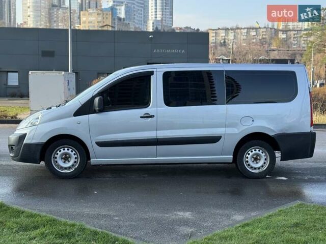 Серый Пежо Эксперт груз.-пасс., объемом двигателя 2 л и пробегом 289 тыс. км за 9900 $, фото 6 на Automoto.ua