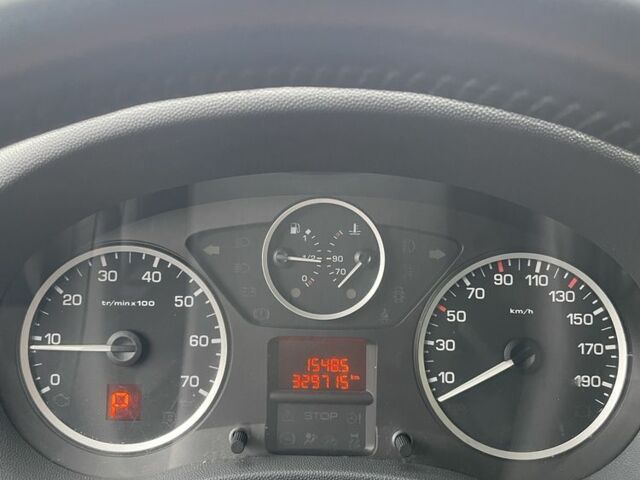 Сірий Пежо Експерт вант.-пас., об'ємом двигуна 2 л та пробігом 330 тис. км за 10500 $, фото 1 на Automoto.ua