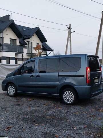 Серый Пежо Эксперт груз.-пасс., объемом двигателя 2 л и пробегом 288 тыс. км за 8900 $, фото 4 на Automoto.ua