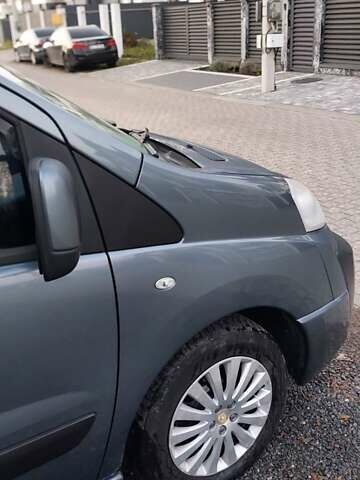 Серый Пежо Эксперт груз.-пасс., объемом двигателя 2 л и пробегом 288 тыс. км за 8900 $, фото 8 на Automoto.ua