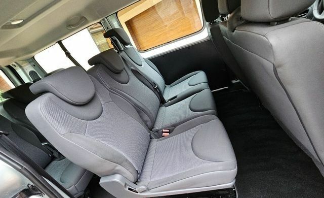 Серый Пежо Эксперт груз.-пасс., объемом двигателя 2 л и пробегом 259 тыс. км за 8300 $, фото 18 на Automoto.ua