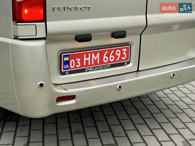 Сірий Пежо Експерт вант.-пас., об'ємом двигуна 2 л та пробігом 226 тис. км за 12800 $, фото 26 на Automoto.ua