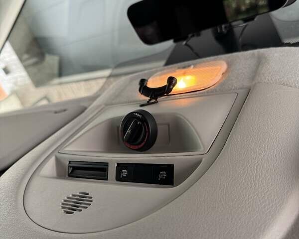 Пежо Эксперт груз.-пасс. 2015 в Луцке на Automoto.ua Серый Пежо Эксперт груз.-пасс., объемом двигателя 2 л и пробегом 280 тыс. км за 9999 $, фото 10 на Automoto.ua