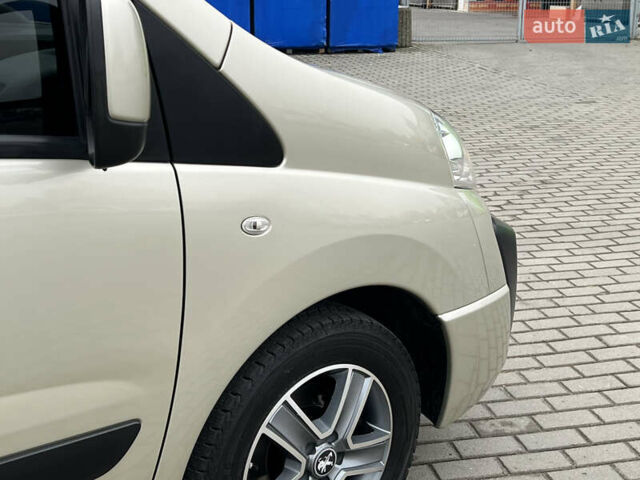 Сірий Пежо Експерт вант.-пас., об'ємом двигуна 2 л та пробігом 226 тис. км за 12800 $, фото 32 на Automoto.ua