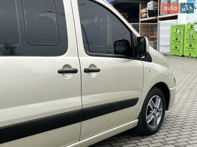 Сірий Пежо Експерт вант.-пас., об'ємом двигуна 2 л та пробігом 226 тис. км за 12800 $, фото 31 на Automoto.ua