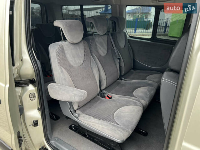 Сірий Пежо Експерт вант.-пас., об'ємом двигуна 2 л та пробігом 226 тис. км за 12800 $, фото 51 на Automoto.ua