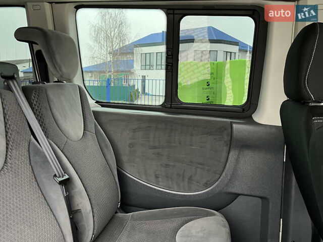 Сірий Пежо Експерт вант.-пас., об'ємом двигуна 2 л та пробігом 226 тис. км за 12800 $, фото 50 на Automoto.ua