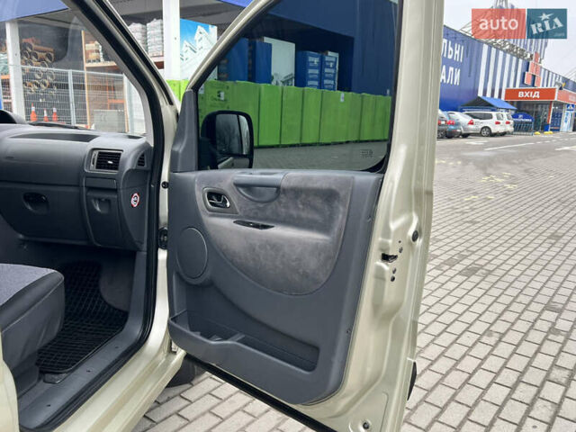 Сірий Пежо Експерт вант.-пас., об'ємом двигуна 2 л та пробігом 226 тис. км за 12800 $, фото 36 на Automoto.ua