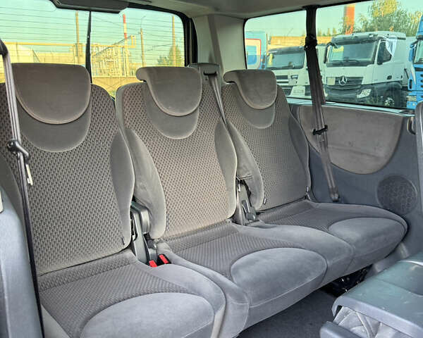 Серый Пежо Эксперт груз.-пасс., объемом двигателя 2 л и пробегом 330 тыс. км за 12500 $, фото 11 на Automoto.ua