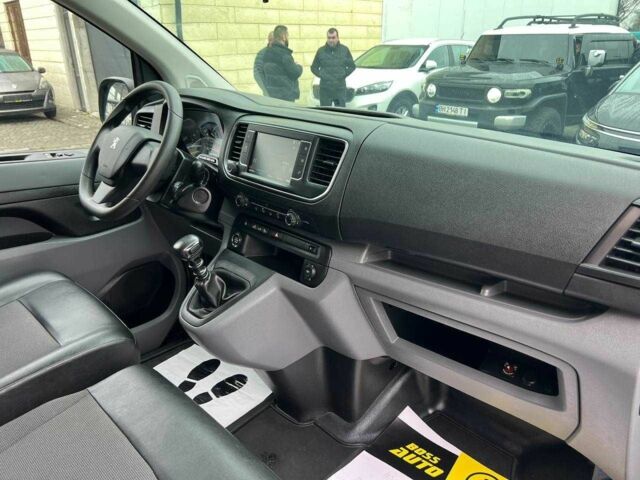 Серый Пежо Эксперт груз.-пасс., объемом двигателя 2 л и пробегом 195 тыс. км за 19900 $, фото 17 на Automoto.ua