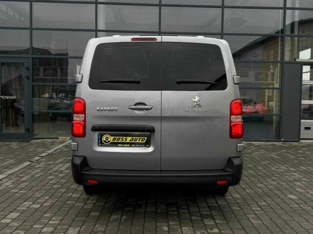 Серый Пежо Эксперт груз.-пасс., объемом двигателя 2 л и пробегом 195 тыс. км за 19900 $, фото 4 на Automoto.ua