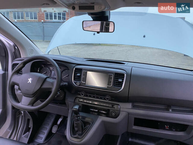 Серый Пежо Эксперт груз.-пасс., объемом двигателя 2 л и пробегом 195 тыс. км за 19800 $, фото 25 на Automoto.ua