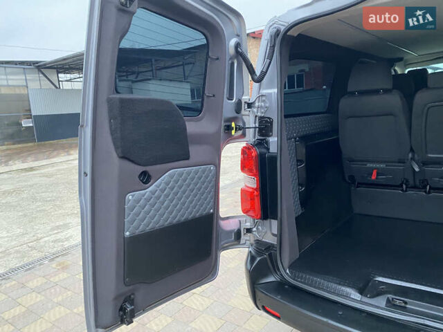 Серый Пежо Эксперт груз.-пасс., объемом двигателя 2 л и пробегом 195 тыс. км за 19800 $, фото 8 на Automoto.ua