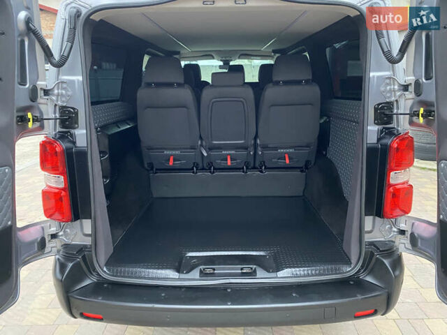 Серый Пежо Эксперт груз.-пасс., объемом двигателя 2 л и пробегом 195 тыс. км за 19800 $, фото 6 на Automoto.ua