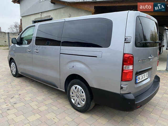 Серый Пежо Эксперт груз.-пасс., объемом двигателя 2 л и пробегом 195 тыс. км за 19800 $, фото 5 на Automoto.ua