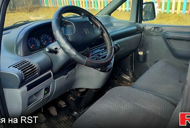 Серый Пежо Эксперт груз.-пасс., объемом двигателя 1.9 л и пробегом 0 тыс. км за 3650 $, фото 2 на Automoto.ua