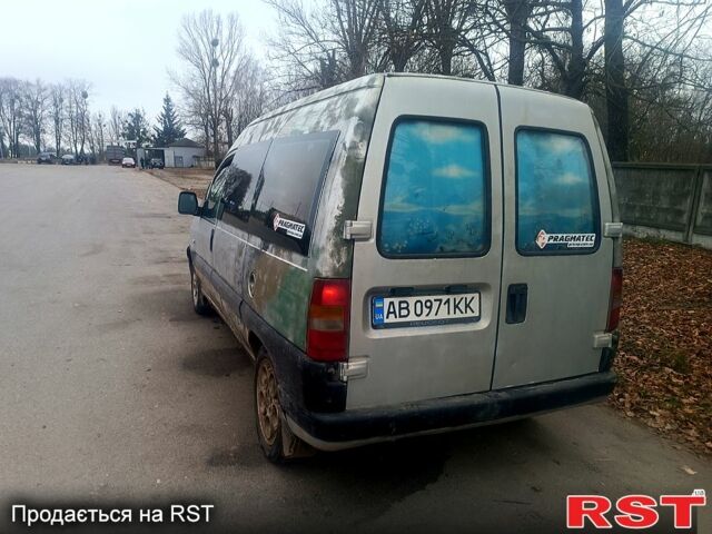 Серый Пежо Эксперт груз.-пасс., объемом двигателя 2 л и пробегом 319 тыс. км за 2800 $, фото 3 на Automoto.ua